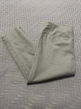 Chico's khaki ankle pants size M/10